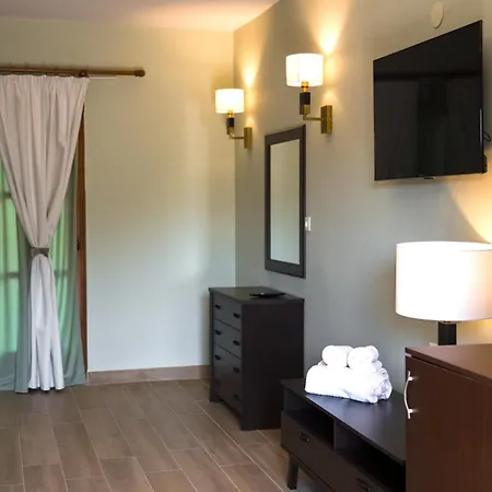 Prasino Horio Hotel 3*
